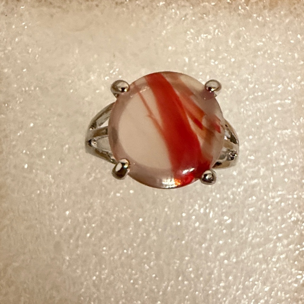 Bohemian Coral 🪸White Swirl Ring Women’s Casual occasions Ring |Boho Ring Size 8